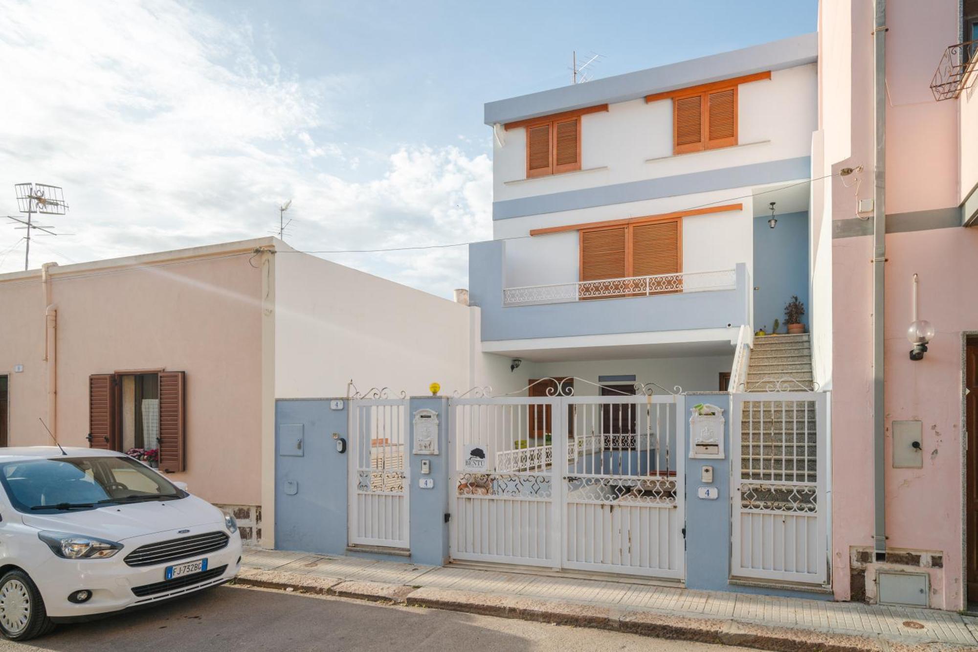 Apartamento Il Faro Porto Torres Exterior foto
