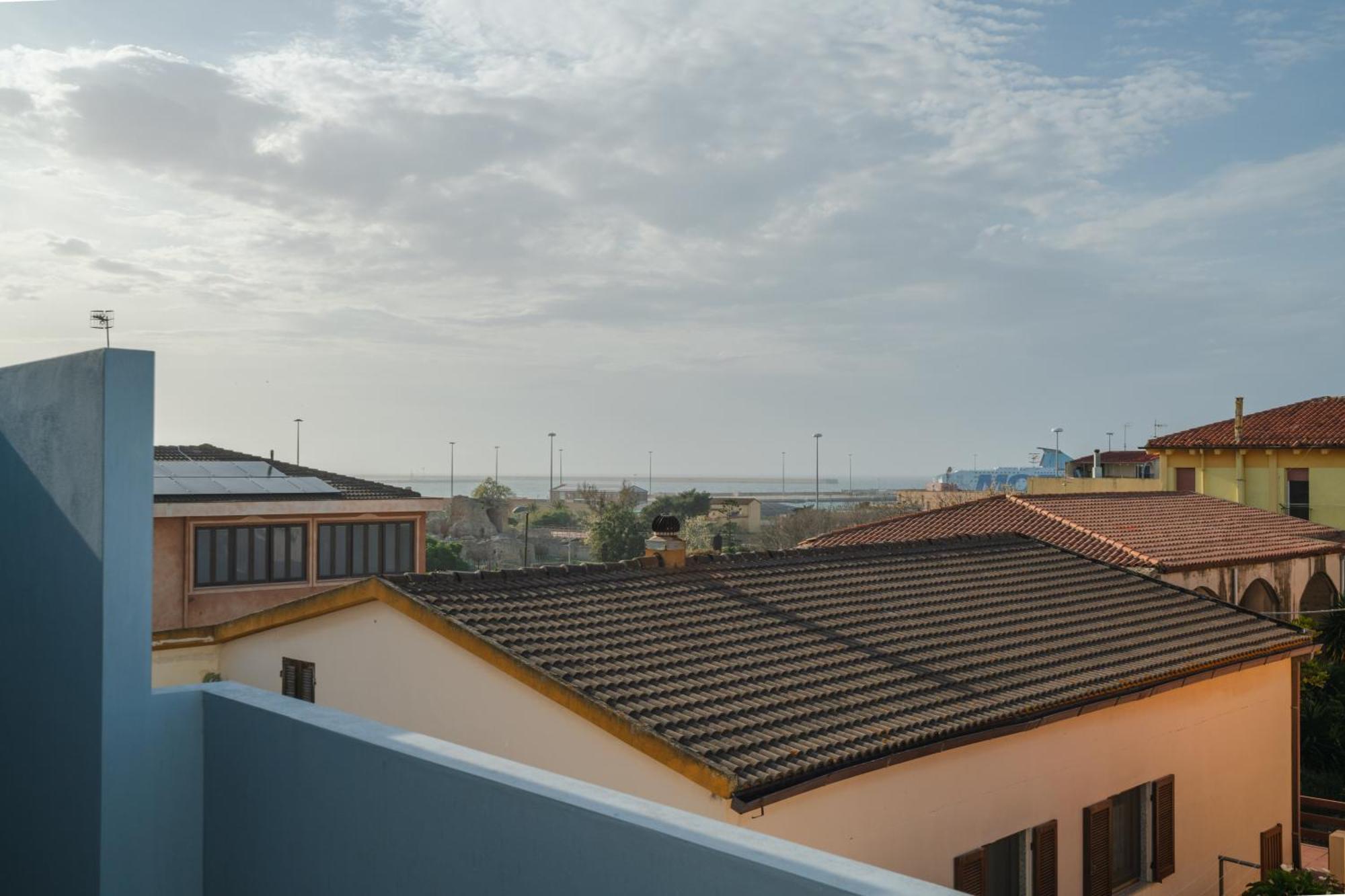 Apartamento Il Faro Porto Torres Exterior foto